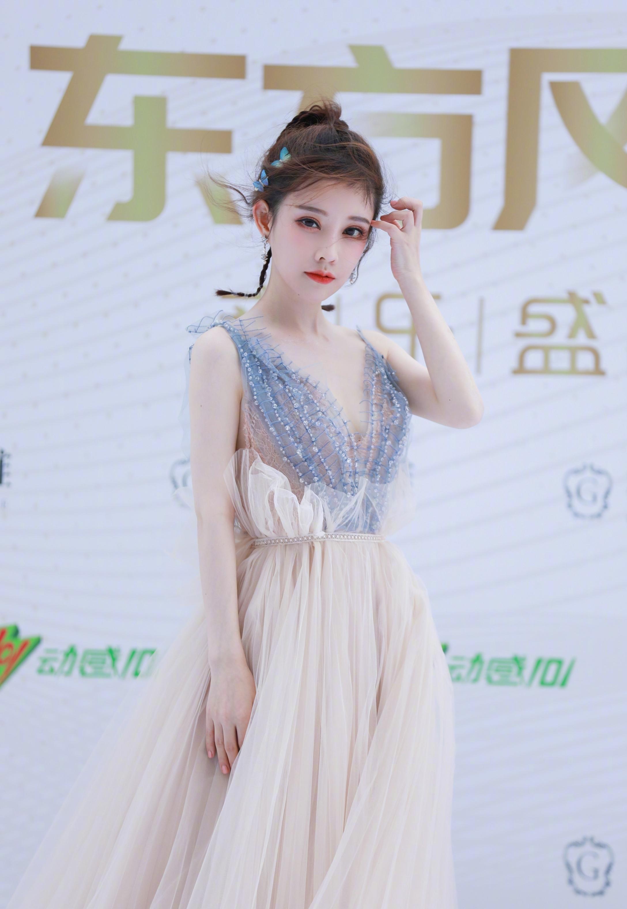 不为人知的明星黑料,_经历过全网黑的明星_杨幂经历全网黑