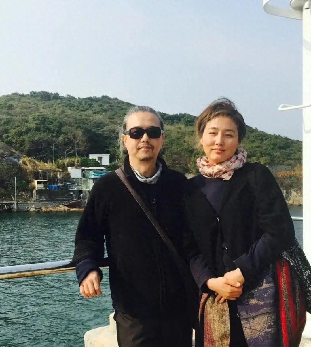 他俩也离了，一直把他们当内娱模范夫妻，没想到是为了女儿在忍！
